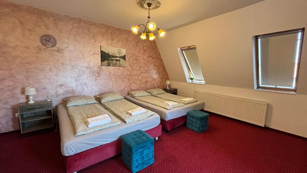 Pannónia Rooms and Apartments - Resim 1