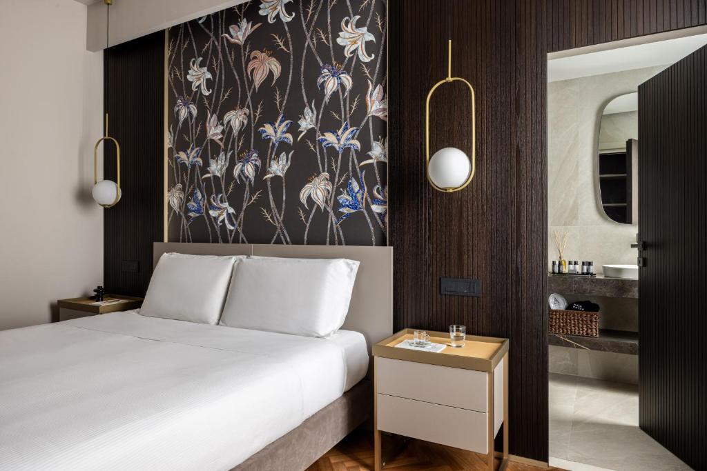 Aramis Deluxe Rooms - 3