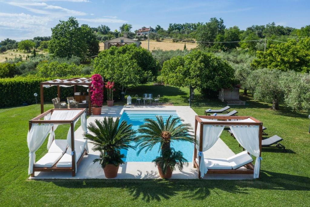 Πισίνα στο ή κοντά στο Villa Monticelli