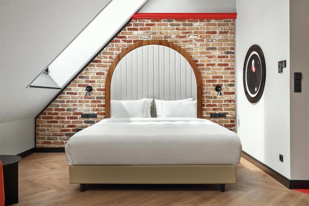 
Studio Apartment - Separate Building
