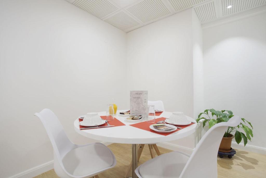 Appart'hôtel Odalys City - Nice Centre - Resim 29