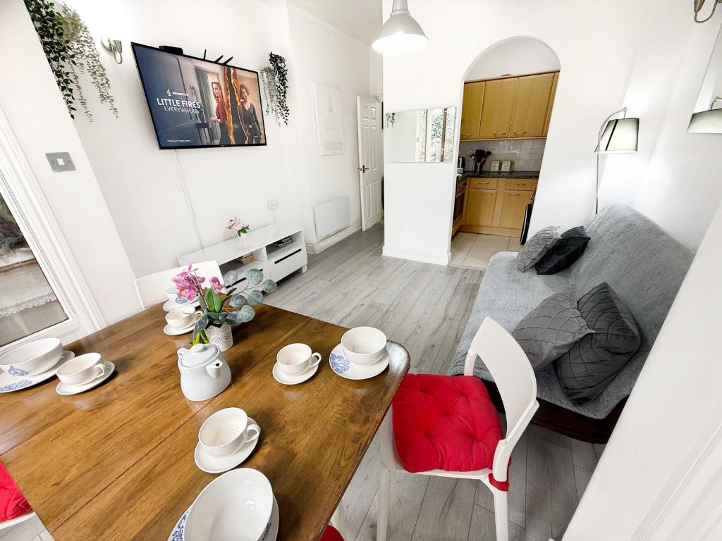 Luxurious Apartment with Patio in Covent Garden photo