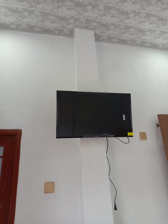 M2 Homestay Berastagi - Camera Deluxe (2 Adulti + 1 Bambino)