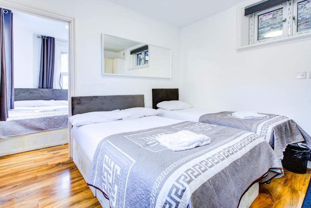 Abbey Hotel - Resim 16