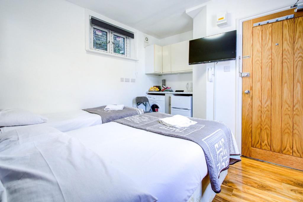 Abbey Hotel - Resim 7