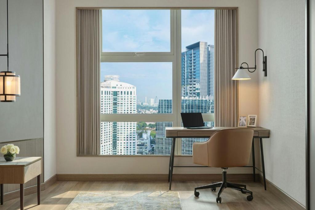 The Mayflower, Jakarta-Marriott Executive Apartments - 市景尊贵一卧室特大号床套房 - 高层