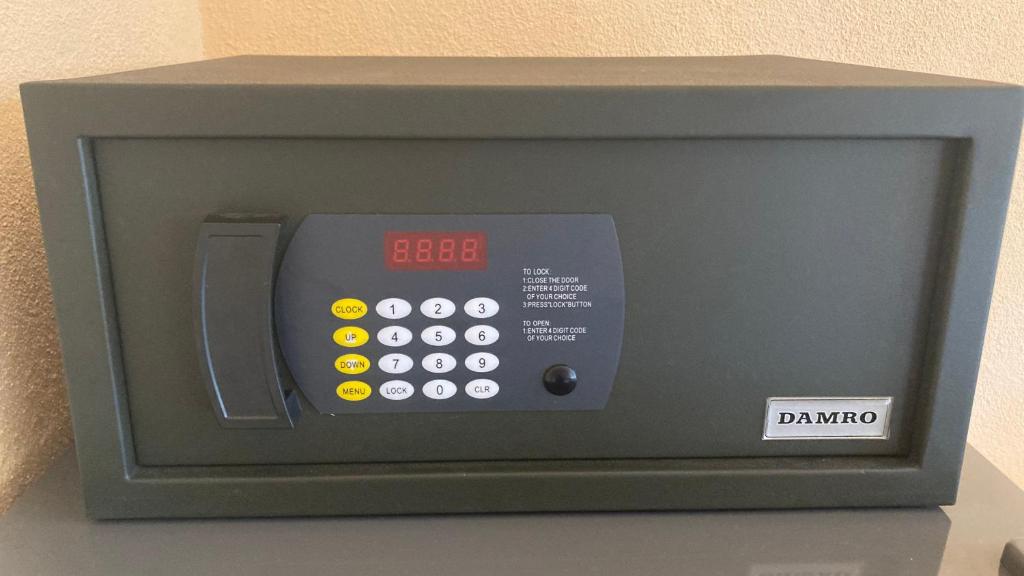 Ayubowan Hiriketiya - 16