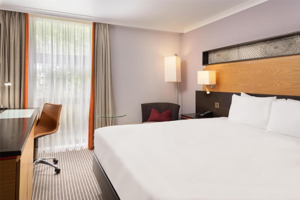 Hilton London Kensington Hotel - Resim 30
