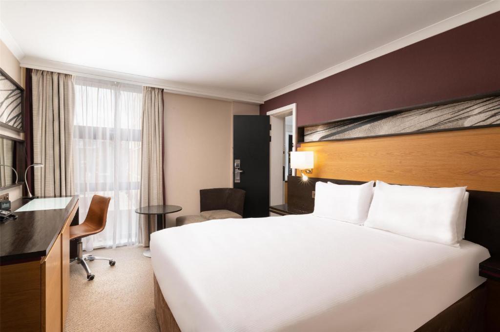 Hilton London Kensington Hotel - Resim 43