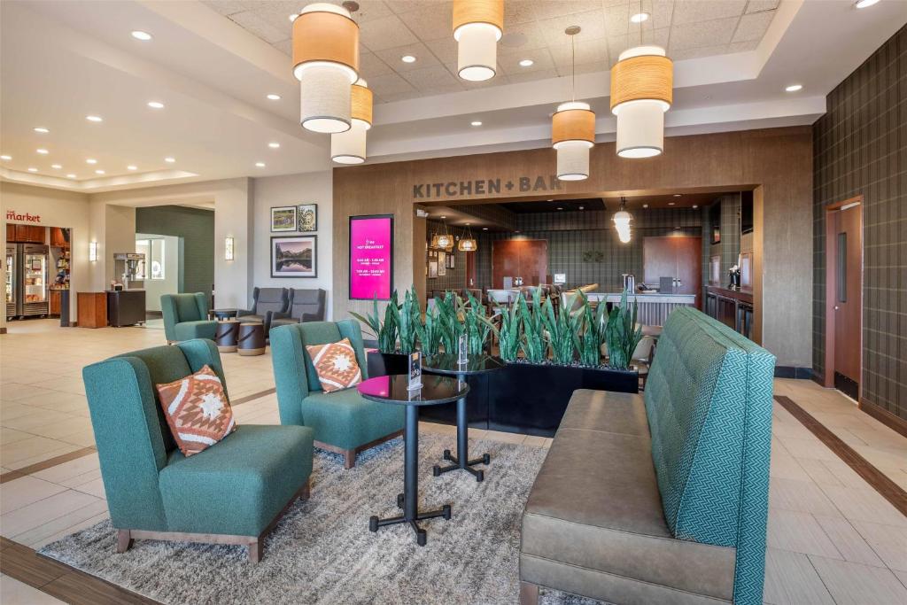 Drury Plaza Hotel Denver Central Park photo