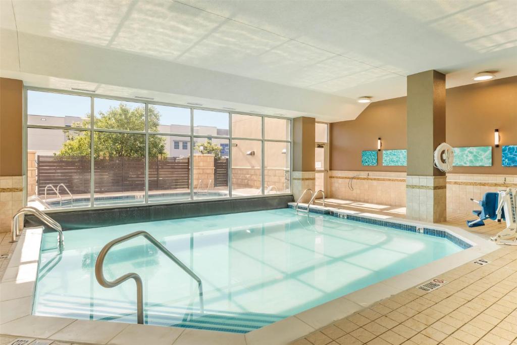 Drury Plaza Hotel Denver Central Park photo