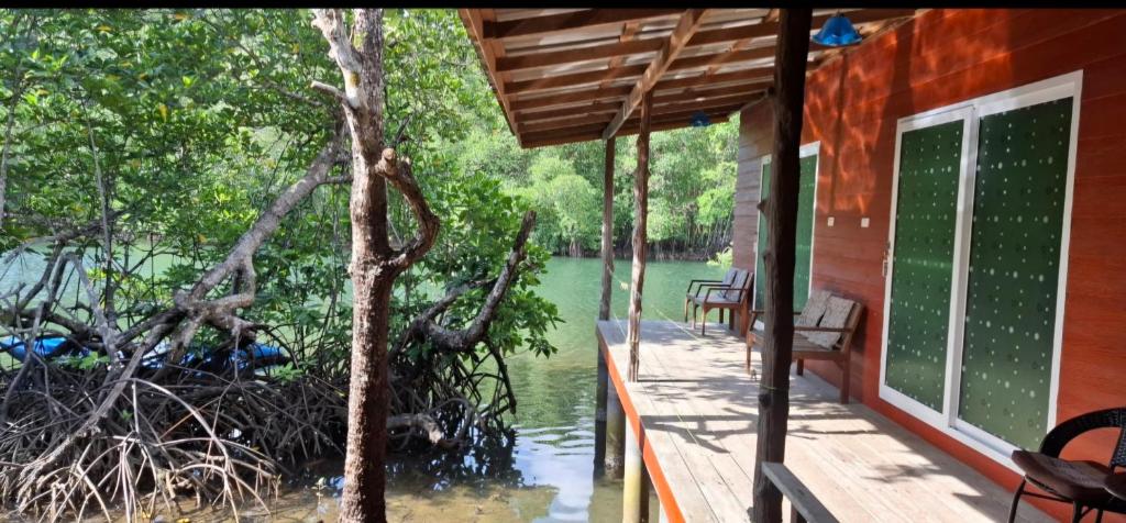 TA YAI HOMESTAY (ตา ยาย โฮมสเตย์) - 16