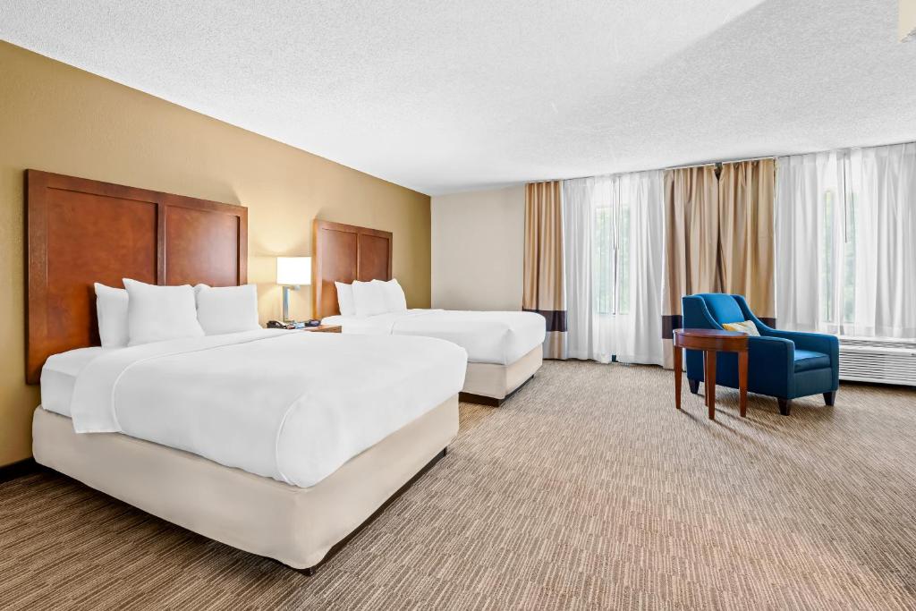 Comfort Inn & Suites Oxford South - Queen Room With Two Queen Beds - Non-Smoking
