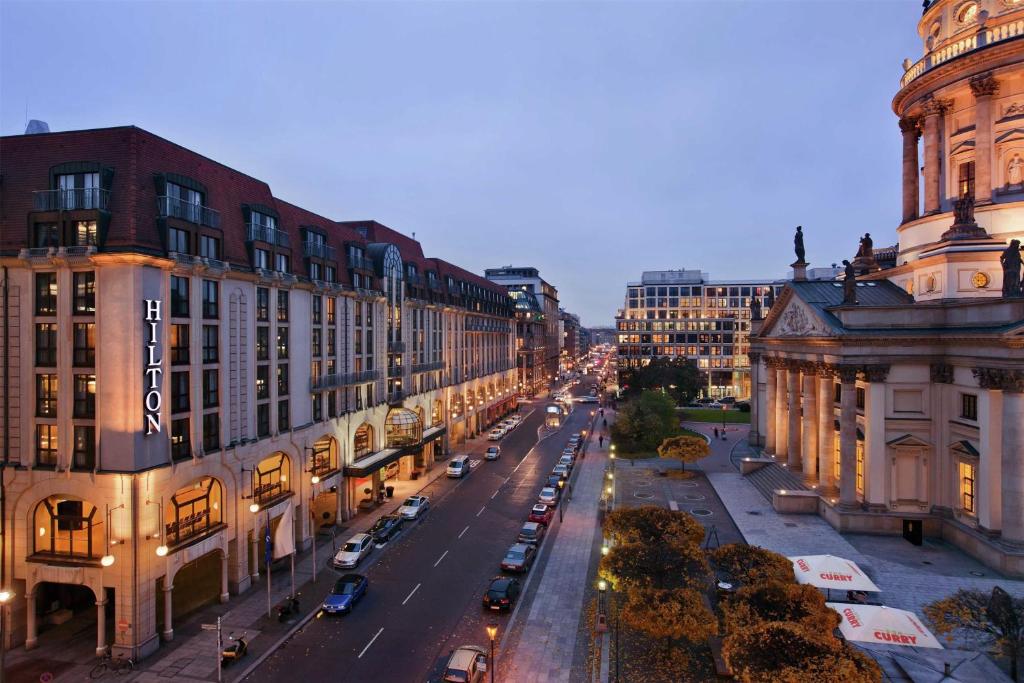 Hilton Berlin - Resim 8