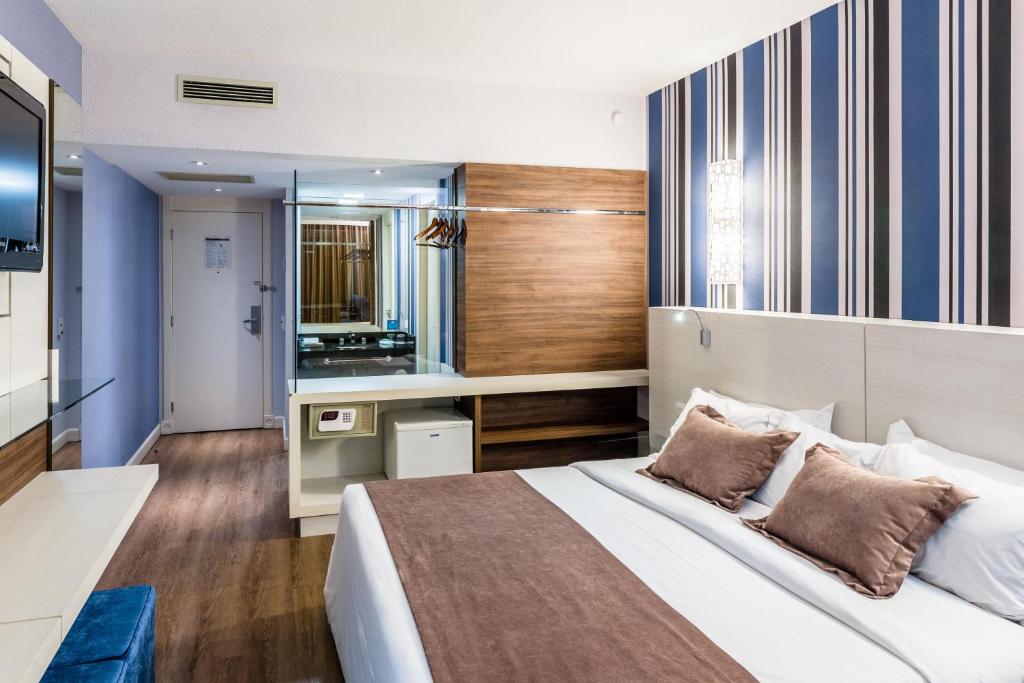  Radisson Hotel Curitiba