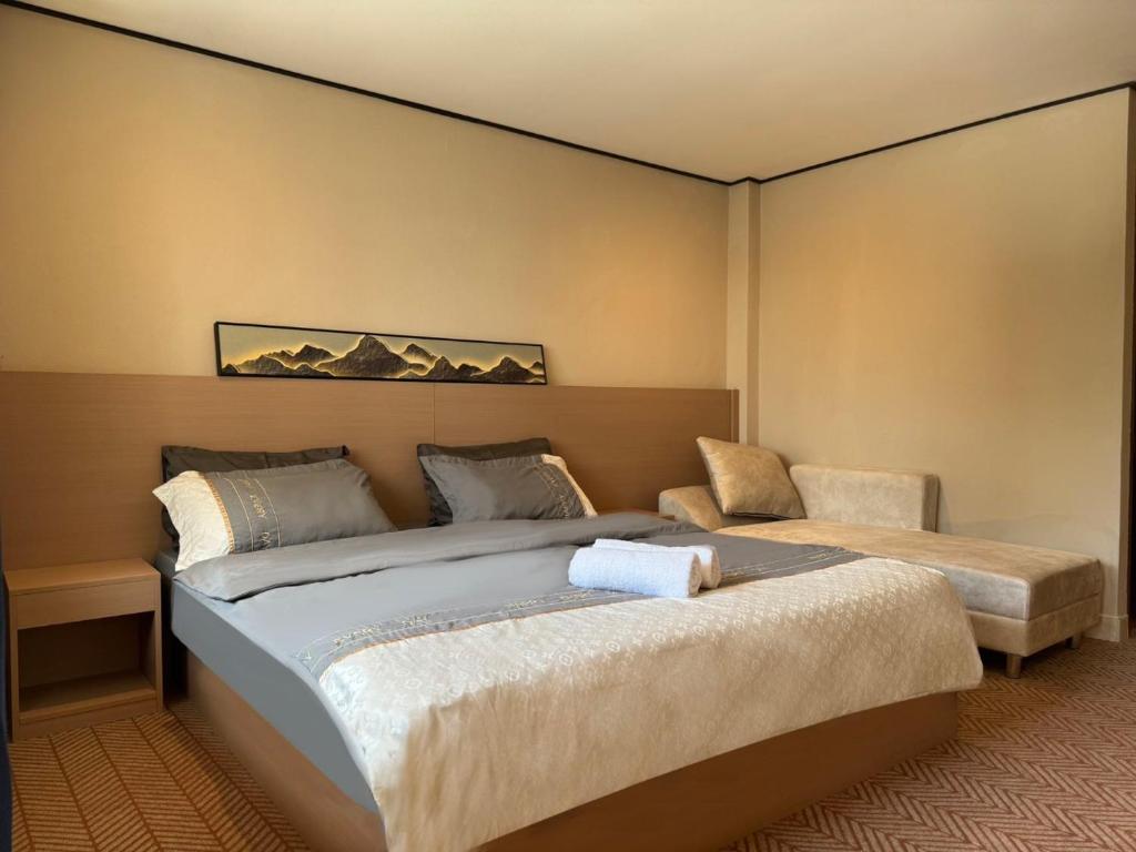 
Double Room with Balcony
