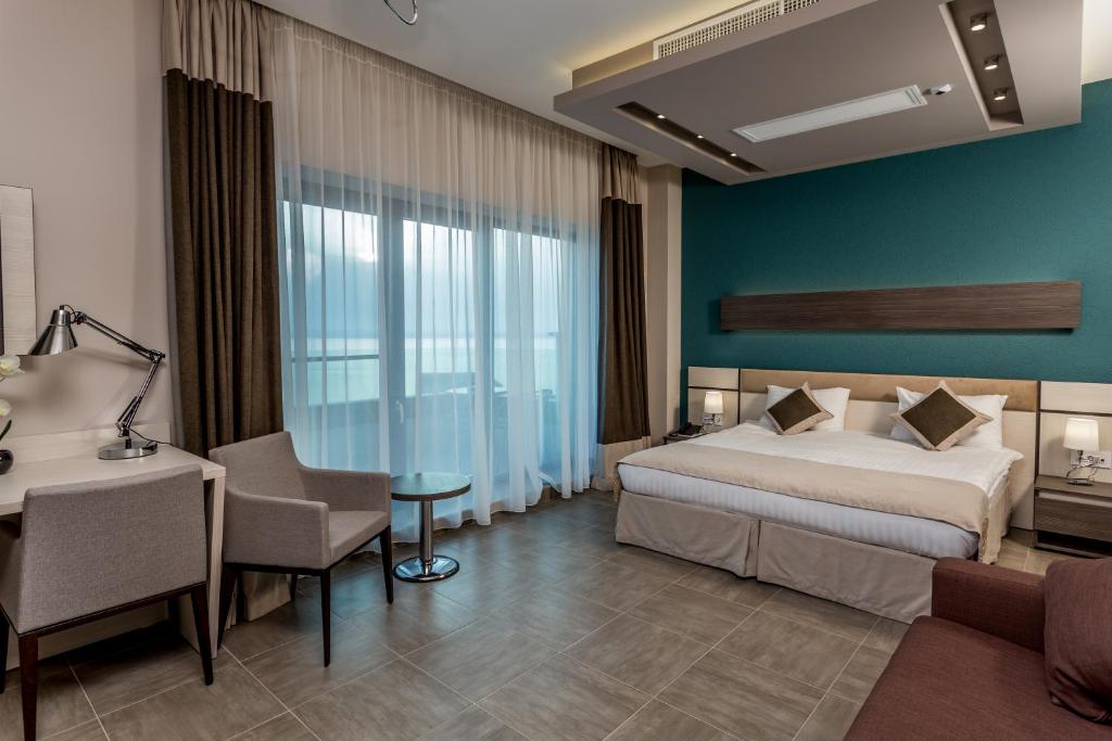New Splendid Hotel & Spa - Adults Only (+16) - Wellness Suite搭配水疗浴和湖景
