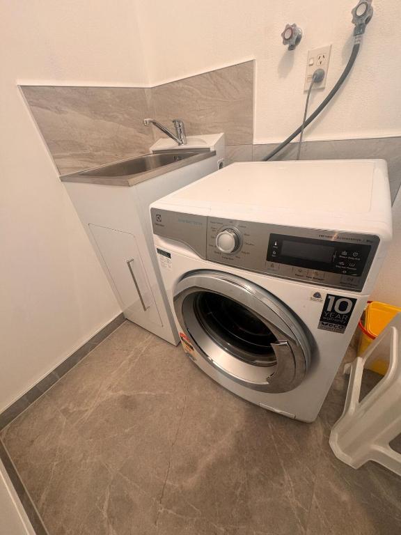 Walk to wineries - Modern retreat - Resim 5