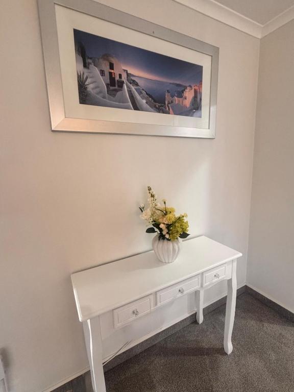 Walk to wineries - Modern retreat - Resim 10