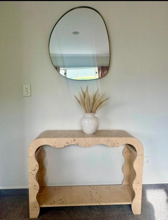 Walk to wineries - Modern retreat - Resim 18