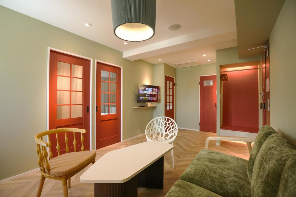 the Moto Hotel Ueno II