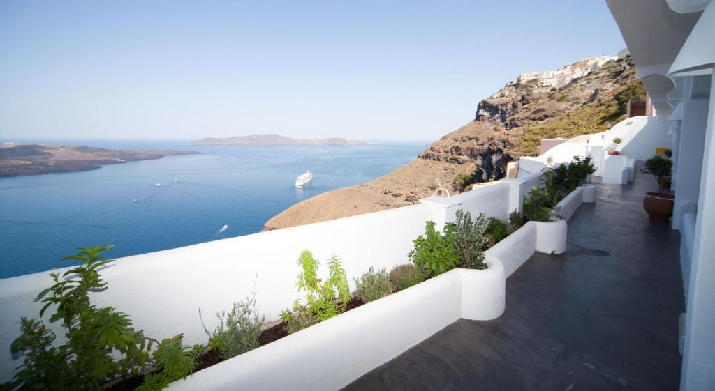 Santorini accommodations