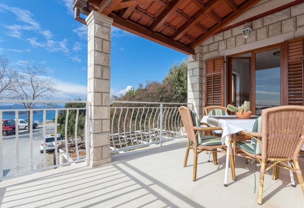 Balkón alebo terasa v ubytovaní Apartment and Rooms Villa Marijo
