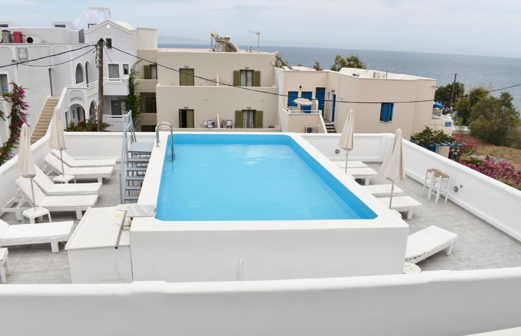 Piscina di Zacharakis Studios o nelle vicinanze