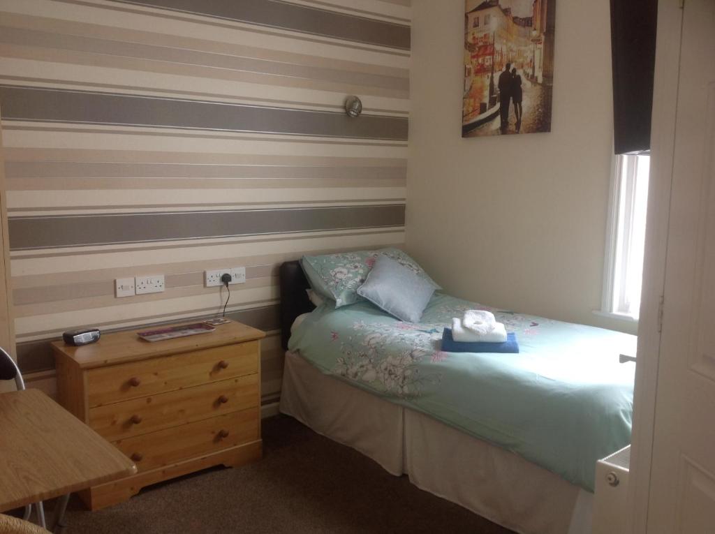 Cleasewood Guest House - Grote Eenpersoonskamer Eerste Verdieping Rm 4