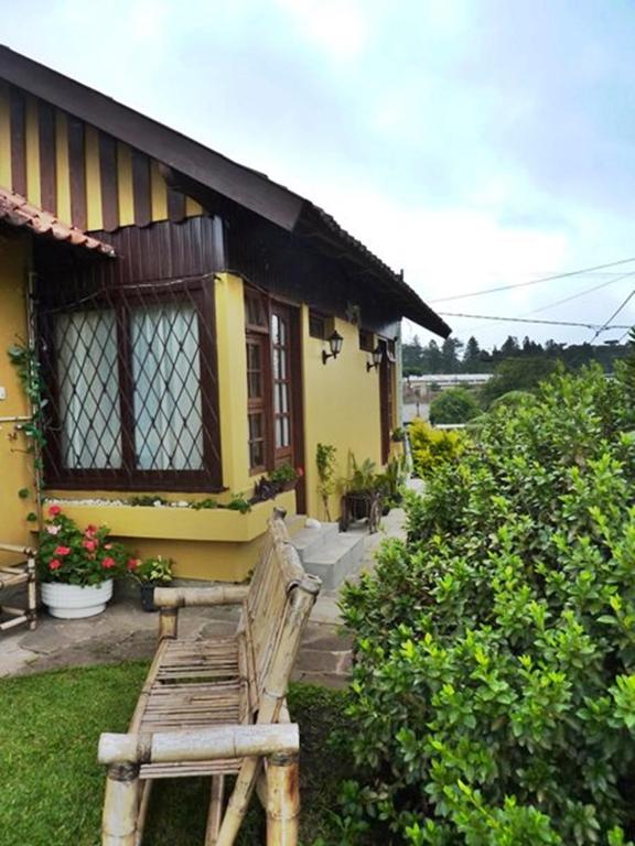  Pousada Casa Amarela