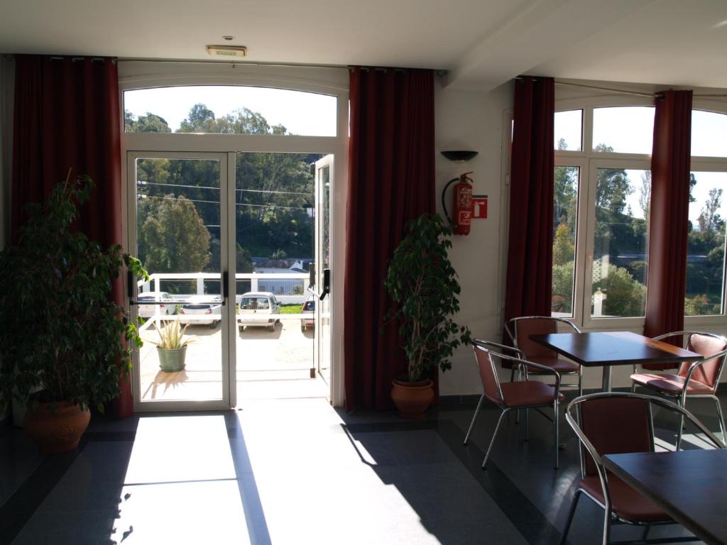 Imagen de la galería de Hotel San Jorge, en Alcalá de los Gazules