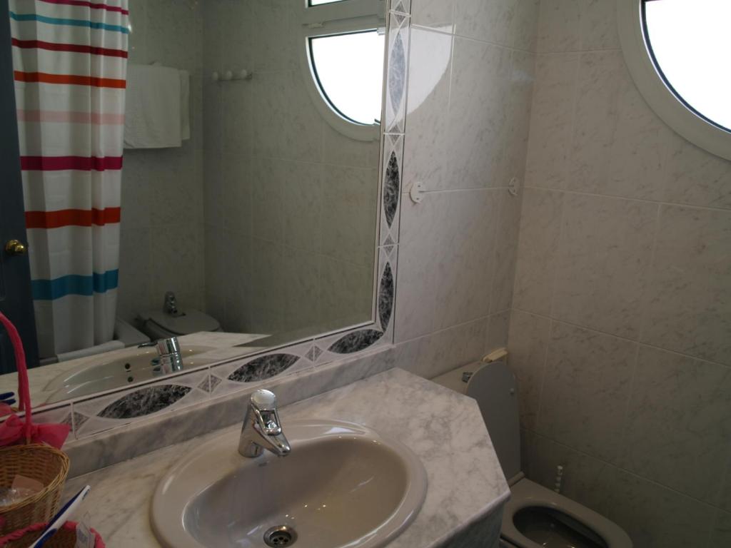 Un baño de Hotel San Jorge