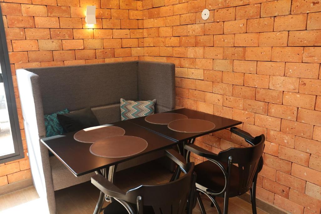  Oasis Plaza Hotel