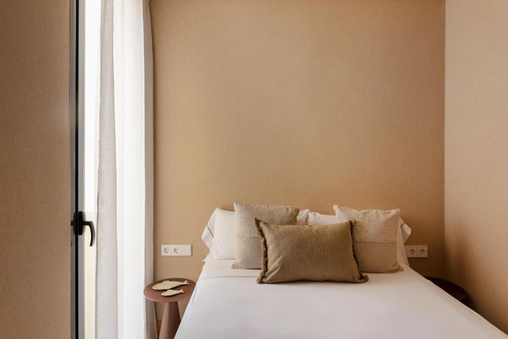 C211 Barcelona - Simaba Group - 15