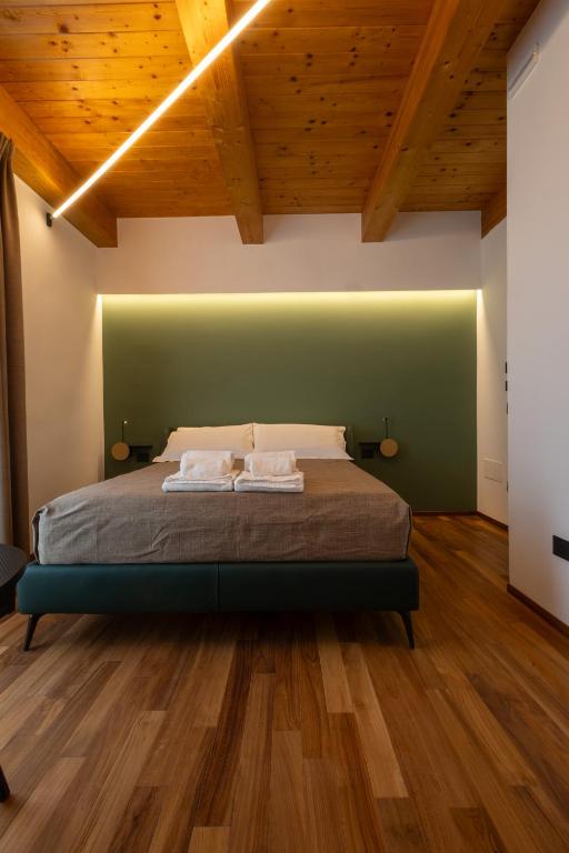 The Crispi House - Standard Double Room