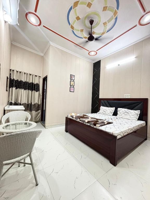 Ένα ή περισσότερα κρεβάτια σε δωμάτιο στο Private room -Tulsi Homestay