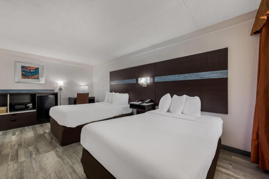 Quality Inn & Suites Airport photo
