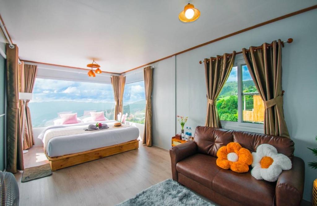 ชิวชิวแคมป์ ภูชี้ฟ้า - Junior Suite With Mountain View