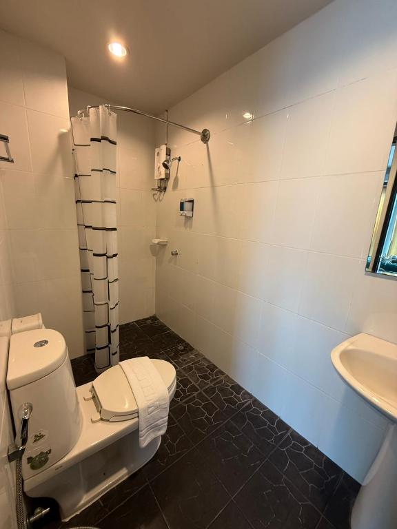 Ging's Beach & Pool - Resim 3