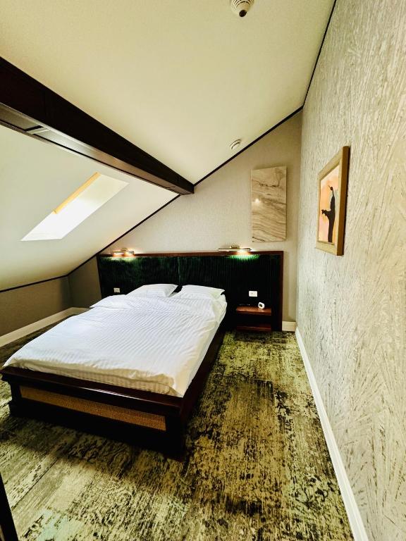 Villa & Restaurant Levoslav House - Resim 18