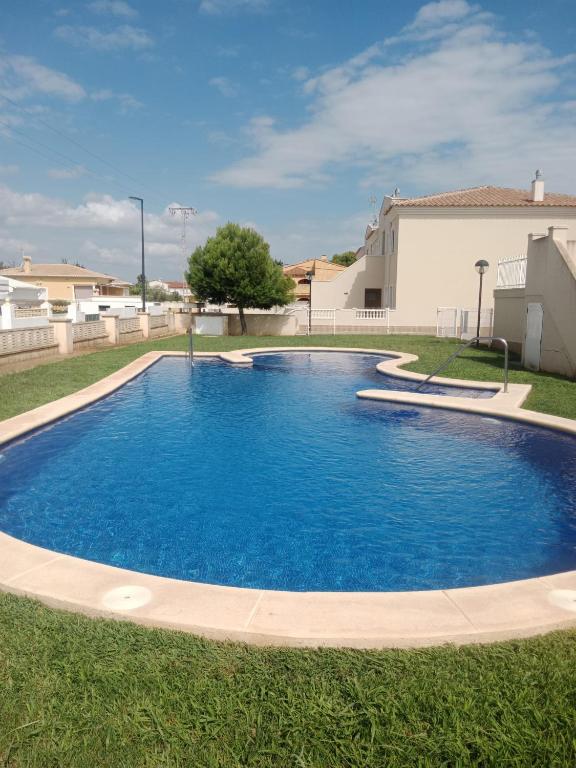 Apartamento a 200m Playa Santa Anna