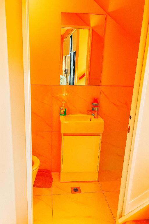 Spacious 3BR Townhouse Near Auckland City Centre - Stylish and Refreshing Stay - Resim 12