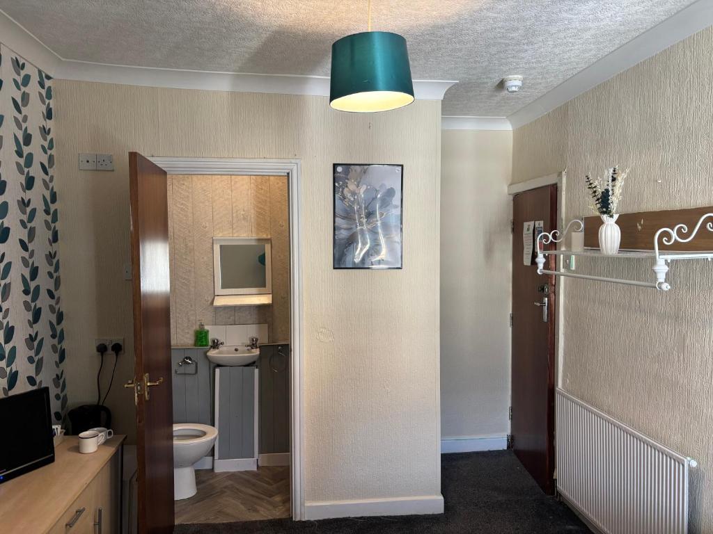 Affordable Golden Mile Hotel In Blackpool Close To The Beach And Blackpool City Centre - Resim 2