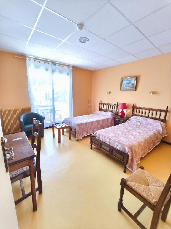 Hôtel LA PERGOLA - Habitación Doble Con Balcón