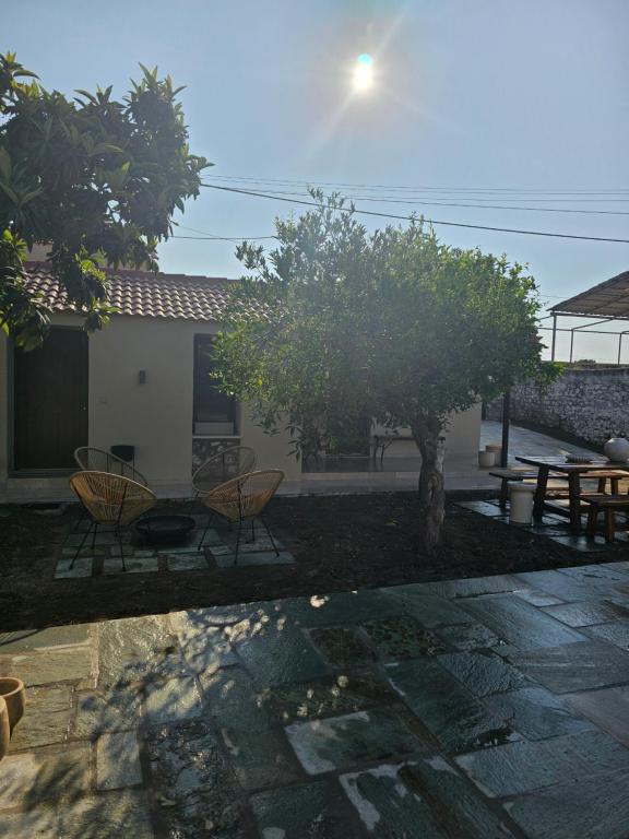 Imagine din galeria proprietății Tiny Cottage lemon & pies în Nafpaktos