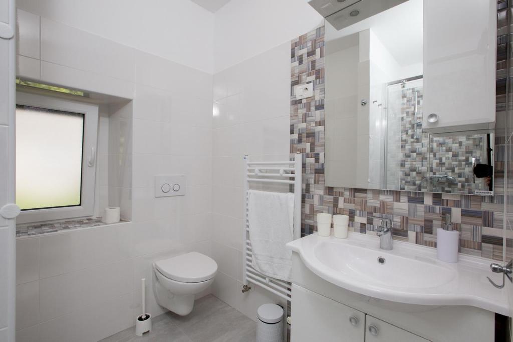 Kúpeľňa v ubytovaní Apartmani Ve-Ro