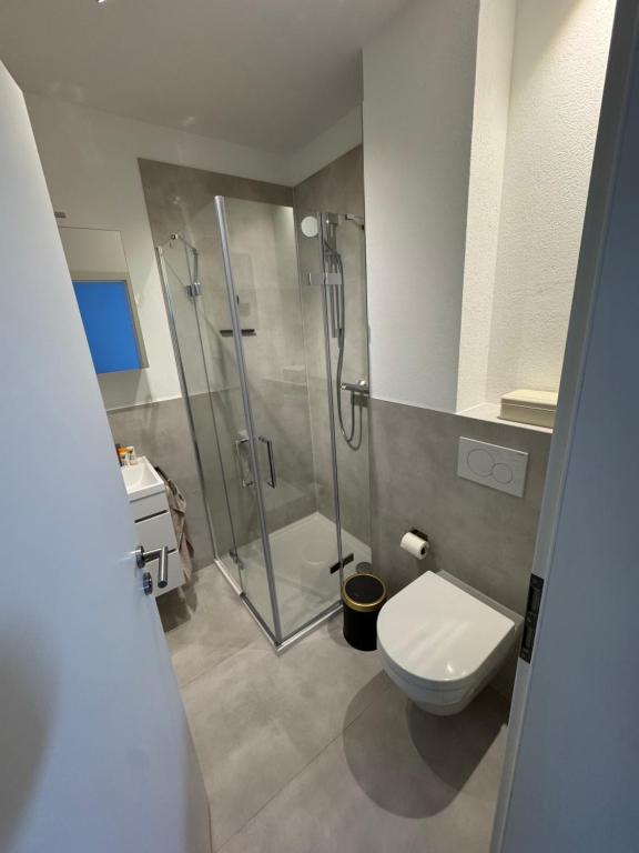 Ένα μπάνιο στο Ferienwohnung Stadtflair an der Lahn