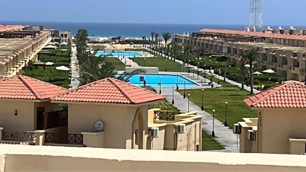 Πισίνα στο ή κοντά στο Stella heights Sunny villa