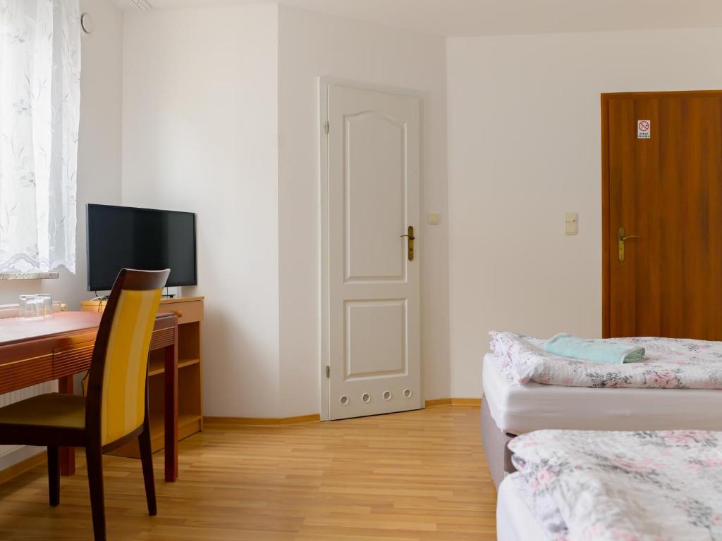 Pensjonat Columbus - Chambre Triple Avec Salle De Bains Privative