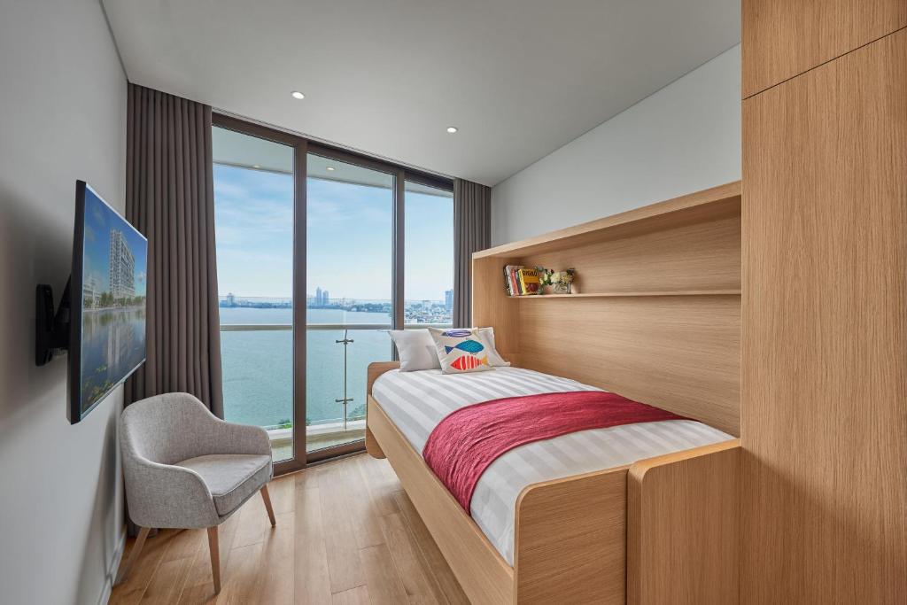 1 Bedroom Premier Suite with Study